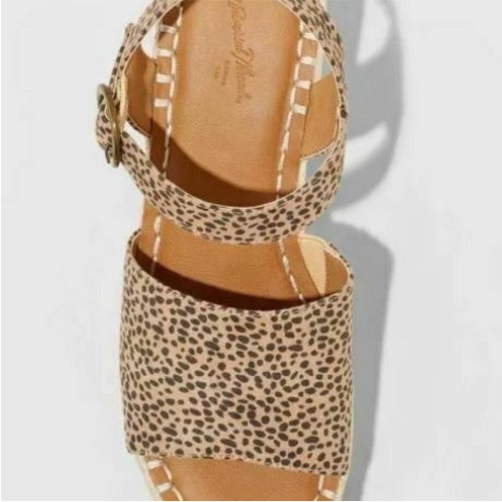 Universal Thread Morgan Wedges Leopard - Picture 5 of 7
